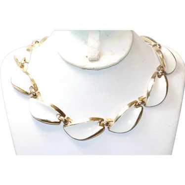 Vintage Trifari White Enamel Link Necklace