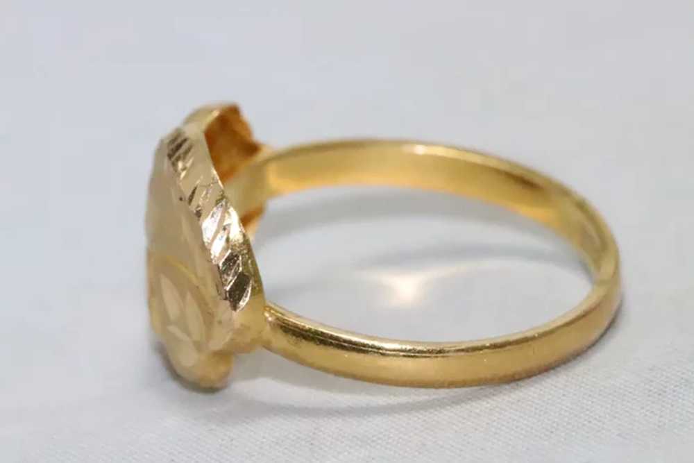 Vintage 21K Yellow Gold Diamond Cut Leaf Designed… - image 2