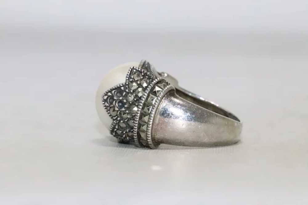 Vintage Sterling Silver Mabe Pearl Marcasite Ring - image 3