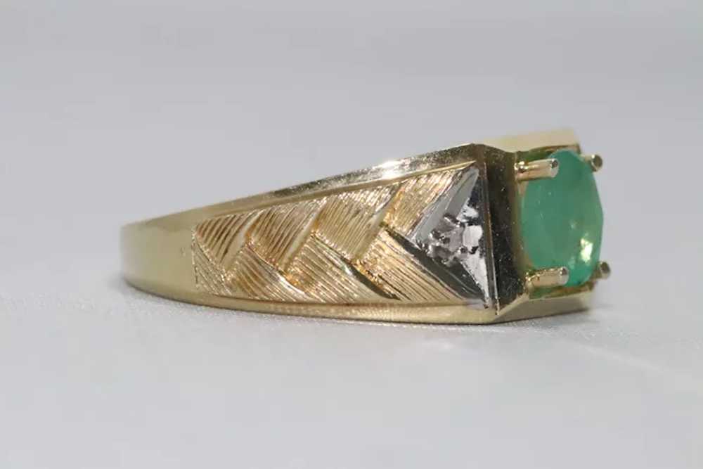 14KT Gold Emerald Diamond Ring - image 3