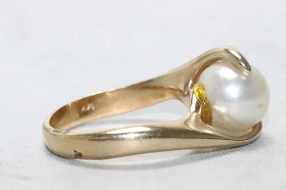 Vintage 14KT Yellow Gold Freshwater Pearl Ring - image 4