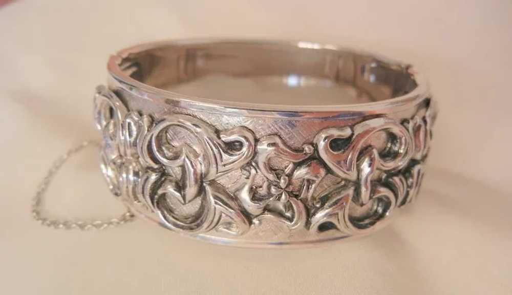 Fantastic Bold ornate layered raised design silve… - image 6