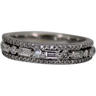 Adrianna Papell Diamond Band. 14 kt WG