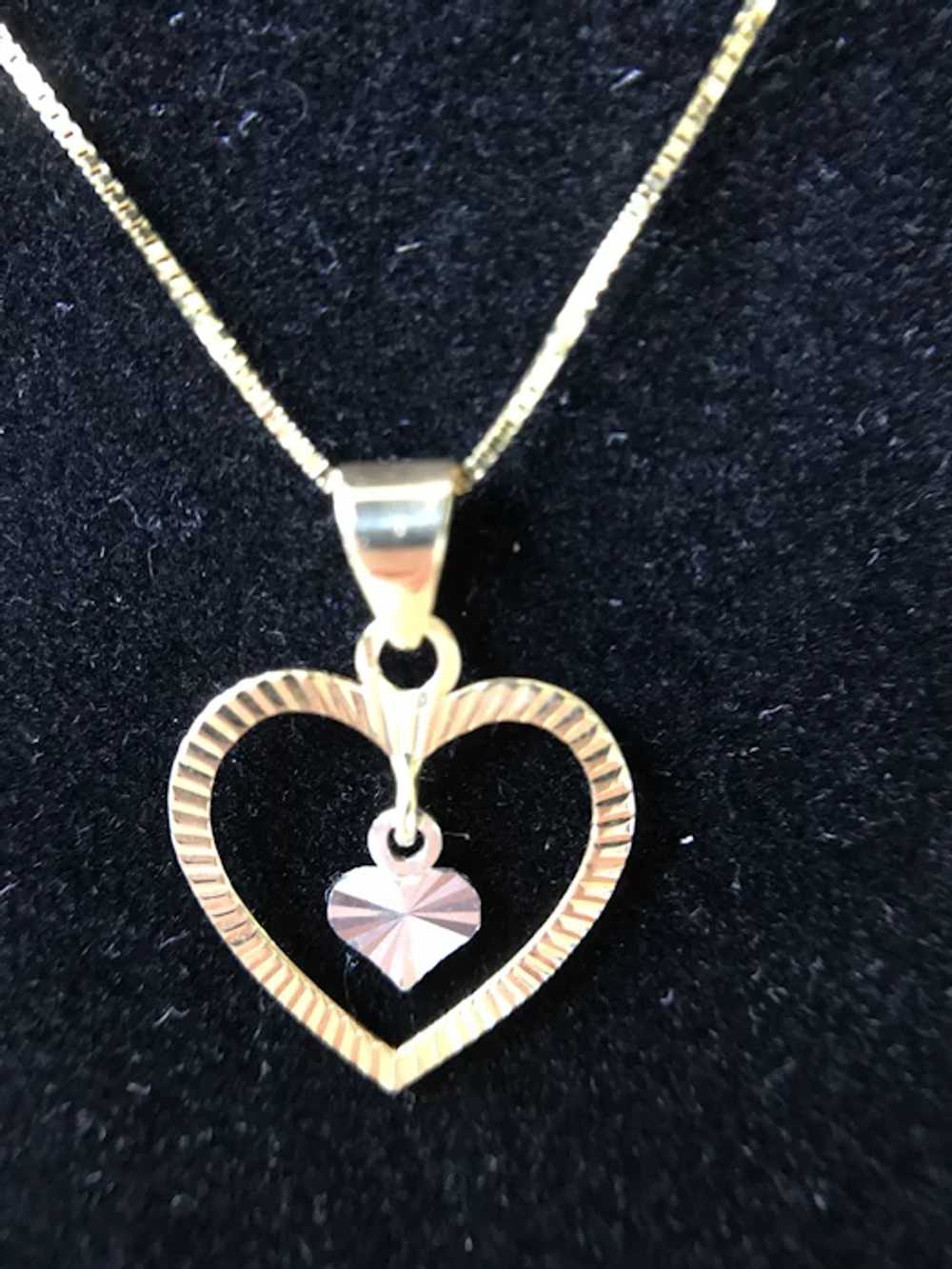Etched 14K Gold Heart Pendant Necklace - image 9
