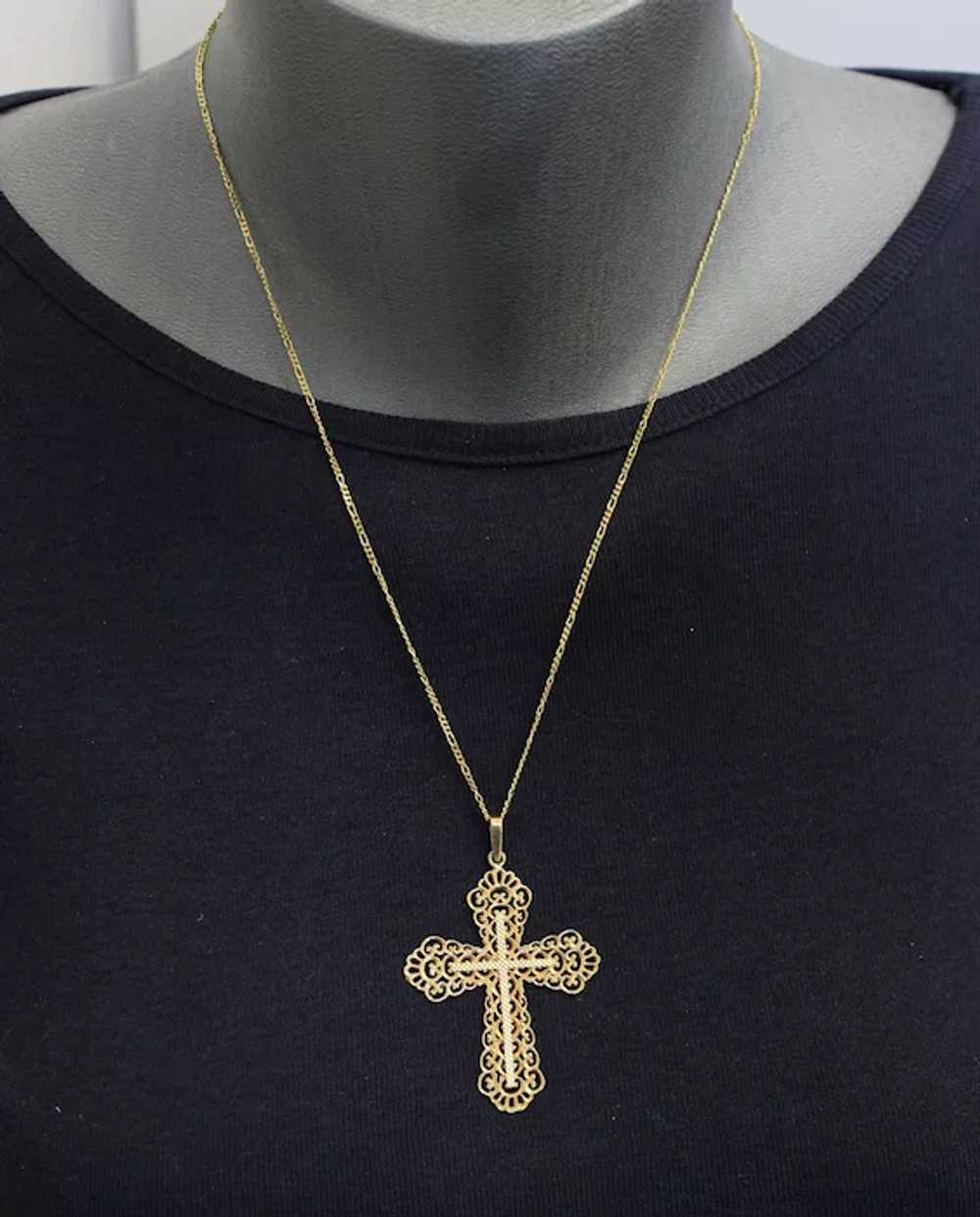 1930's French Solid 18K Gold Open Work Cross Pend… - image 4