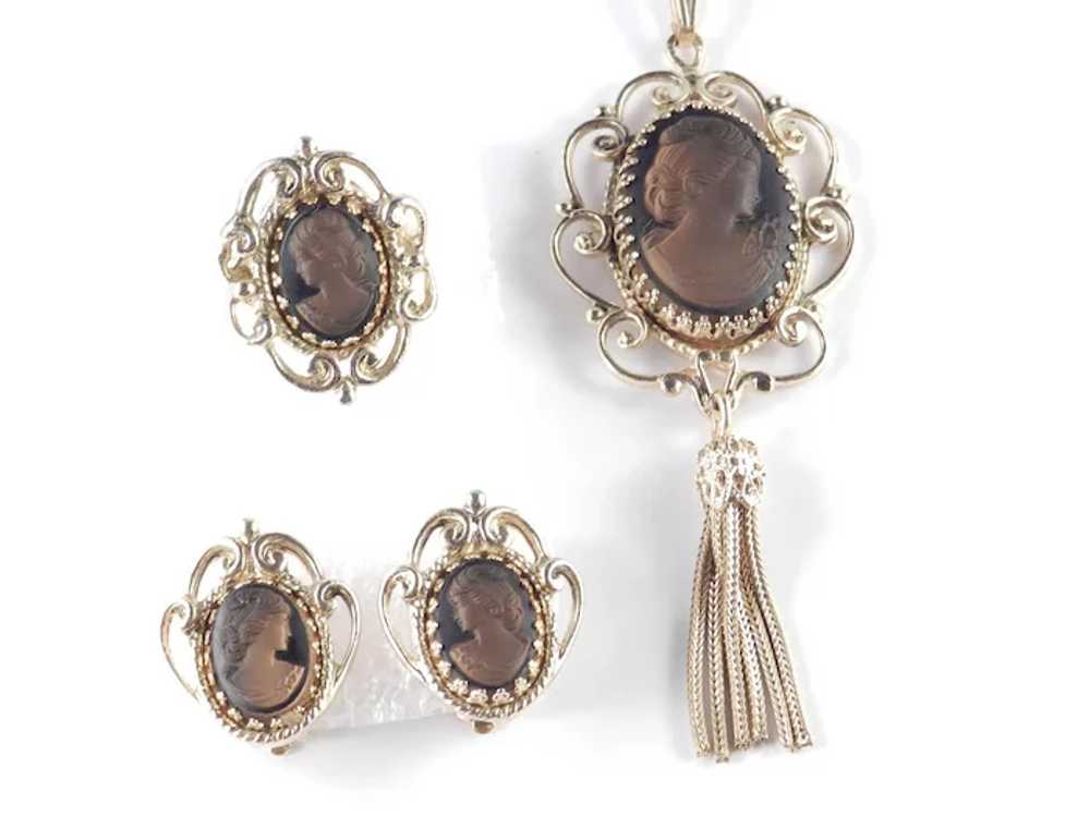 Whiting Davis Frosted Glass Cameo Necklace Earrin… - image 4