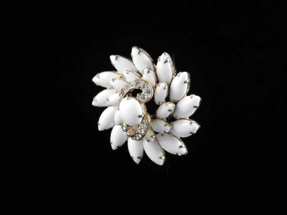 Eisenberg Milk Glass Cabochon Rhinestone Layered … - image 3