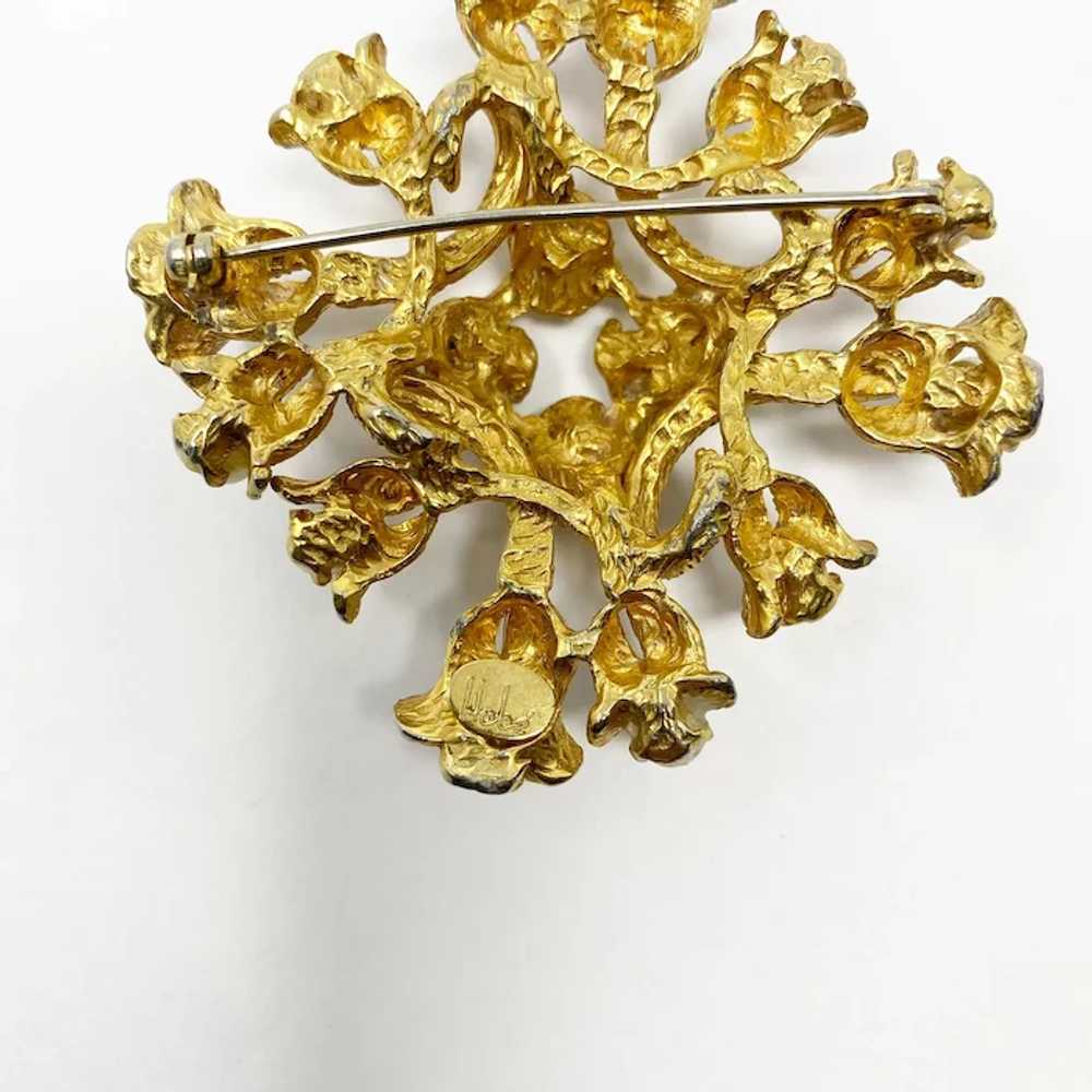 484 Vintage Hobé gold and pearl floral brooch - image 6