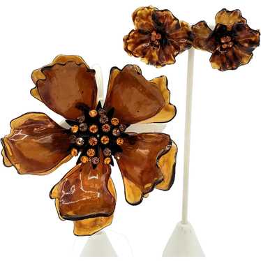 Big Rhinestone and Plastic Flower Brooch and Earr… - image 1