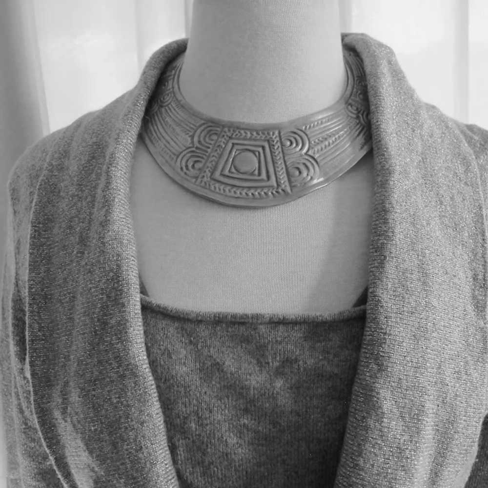 Vintage Ben Amun Tribal Pewter Tone Metal Bib Choker Gem