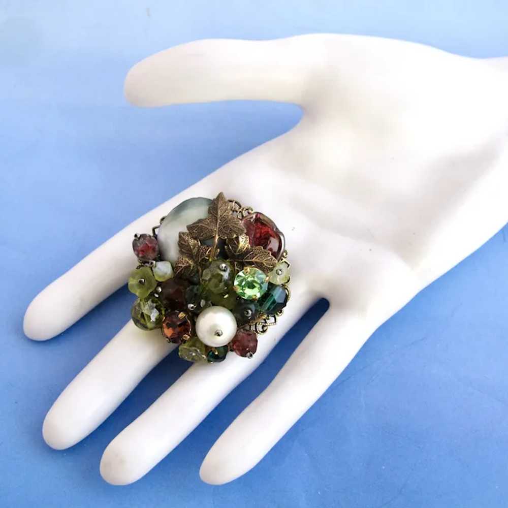 Vintage Haskell Style Art Glass and Bead Brooch - image 9