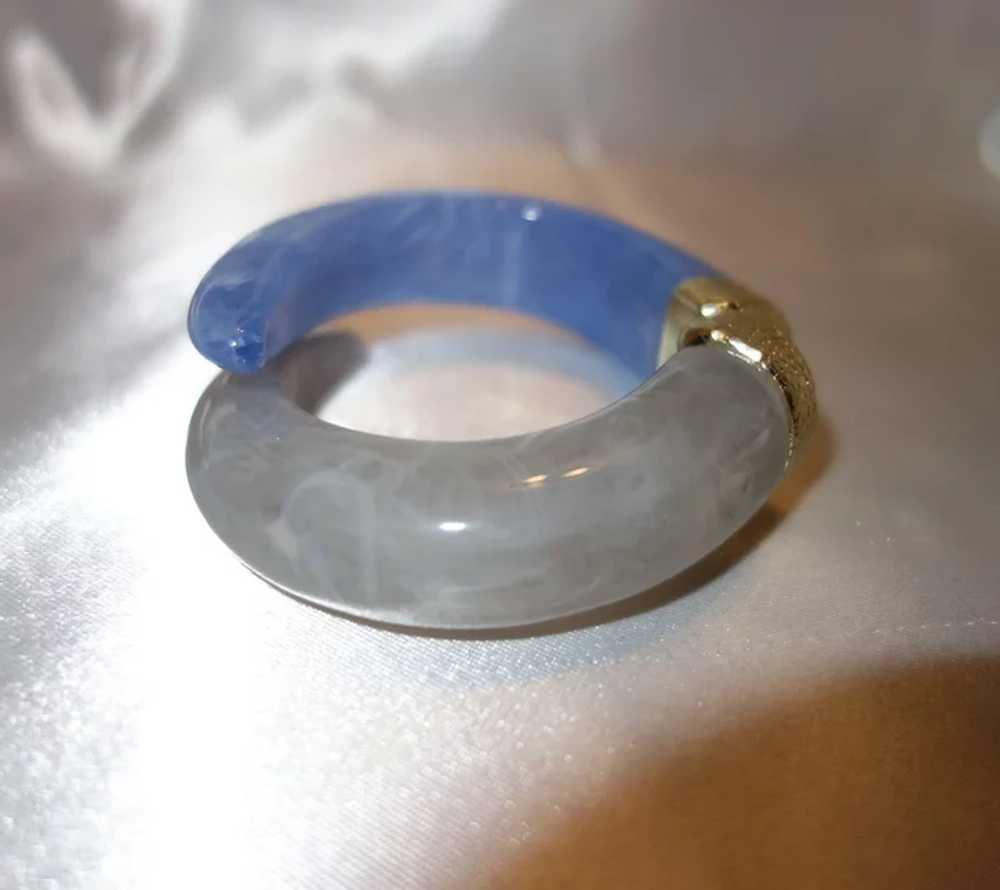 Vintage Marbled Blue and Gray Lucite Bypass Brace… - image 4