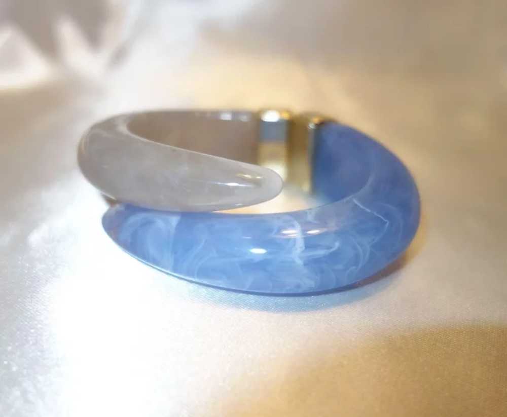 Vintage Marbled Blue and Gray Lucite Bypass Brace… - image 5