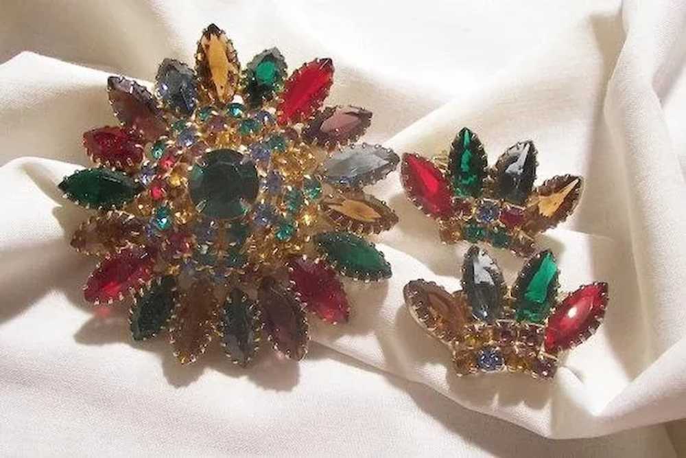 Gorgeous Demi Parure Rhinestone Jour colorful dom… - image 3