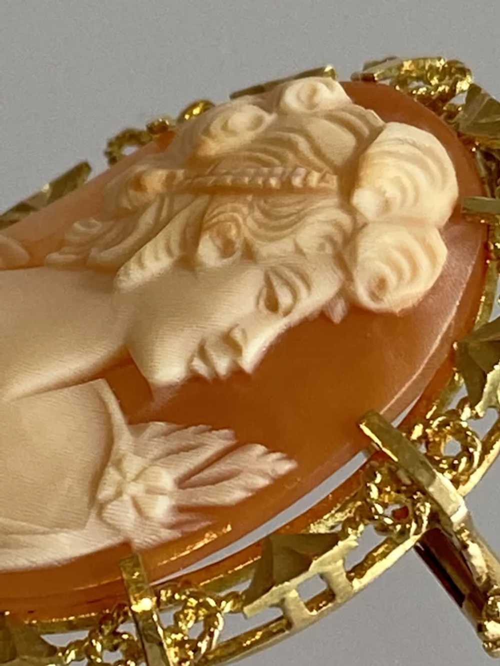 14K Yellow Gold Carnelian Cameo - image 3