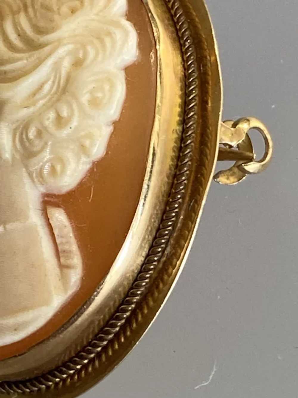 14K Yellow Gold Left Facing Cameo - image 8