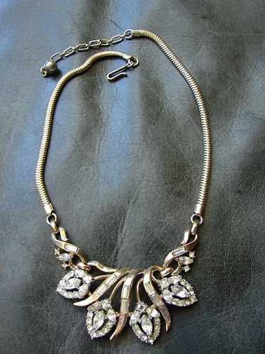 Costume Jewelry Necklace Trifari Designer Rhinesto