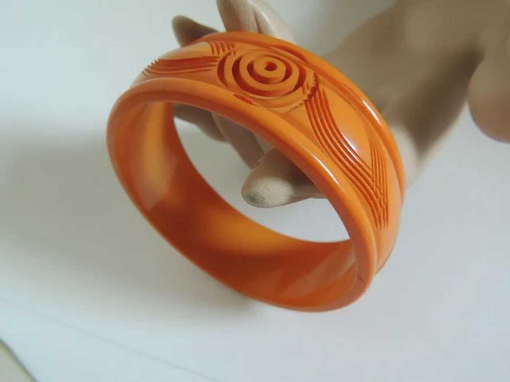 Bakelite Carved Bracelet  Deep Cream Corn c1940’s - image 2