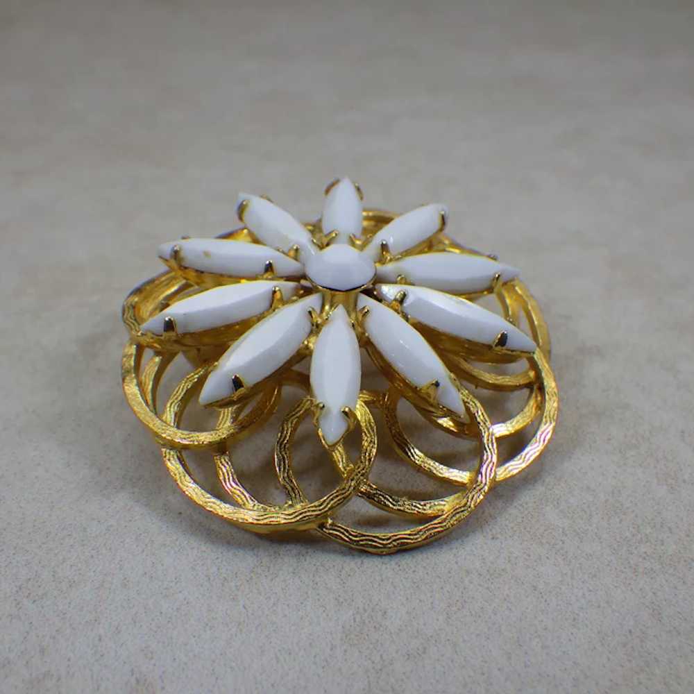 1950s Milk Glass Brooch, A classic Vintage - image 6