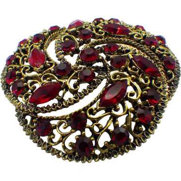 Siam Red Rhinestone Brooch, Vintage 1950s Filigre… - image 1