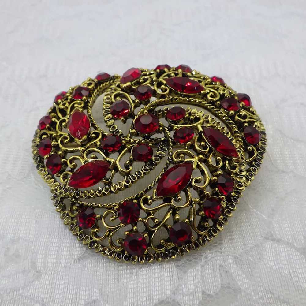 Siam Red Rhinestone Brooch, Vintage 1950s Filigre… - image 3