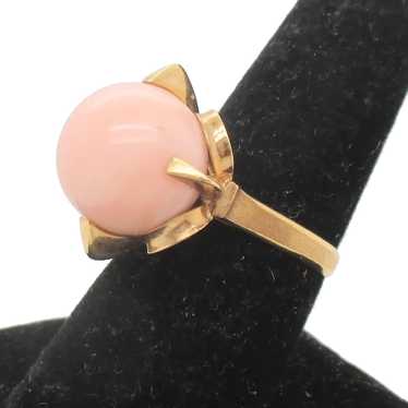 Pink Coral in Modernist 18k.Gold Ring