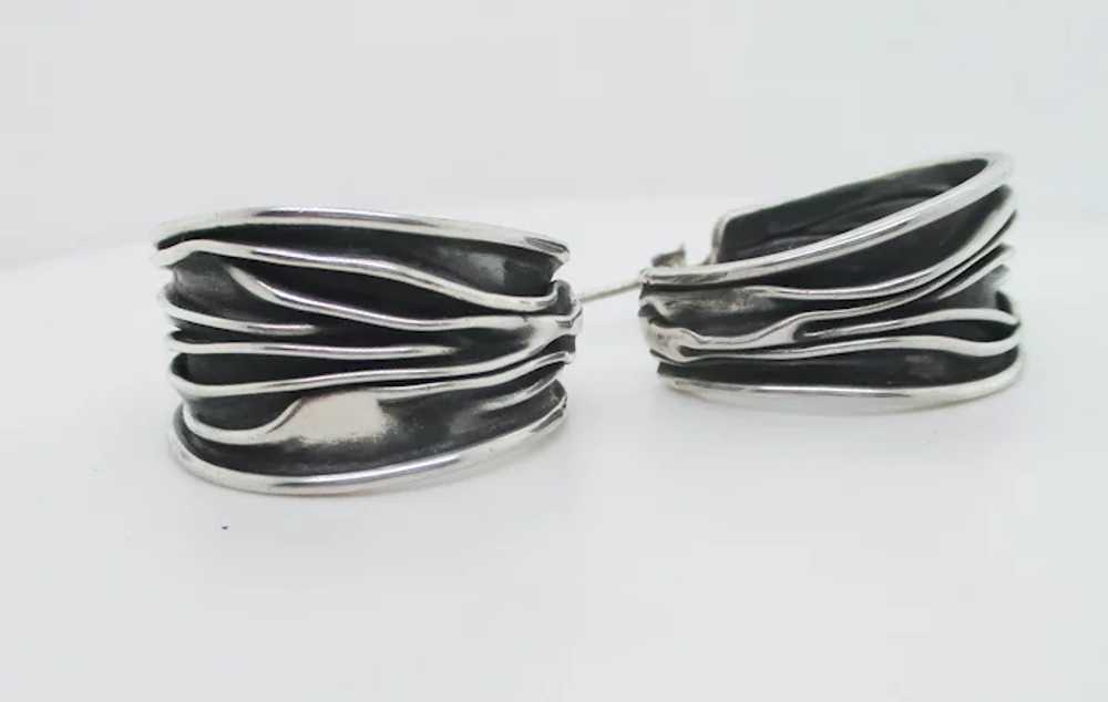 Striated Hoop Sterling Silver Earrings - image 6