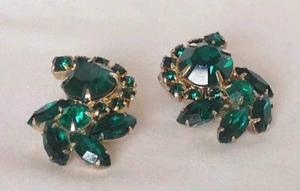 Emerald green Rhinestone clip earrings - image 2