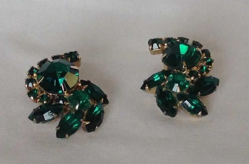 Emerald green Rhinestone clip earrings - image 3