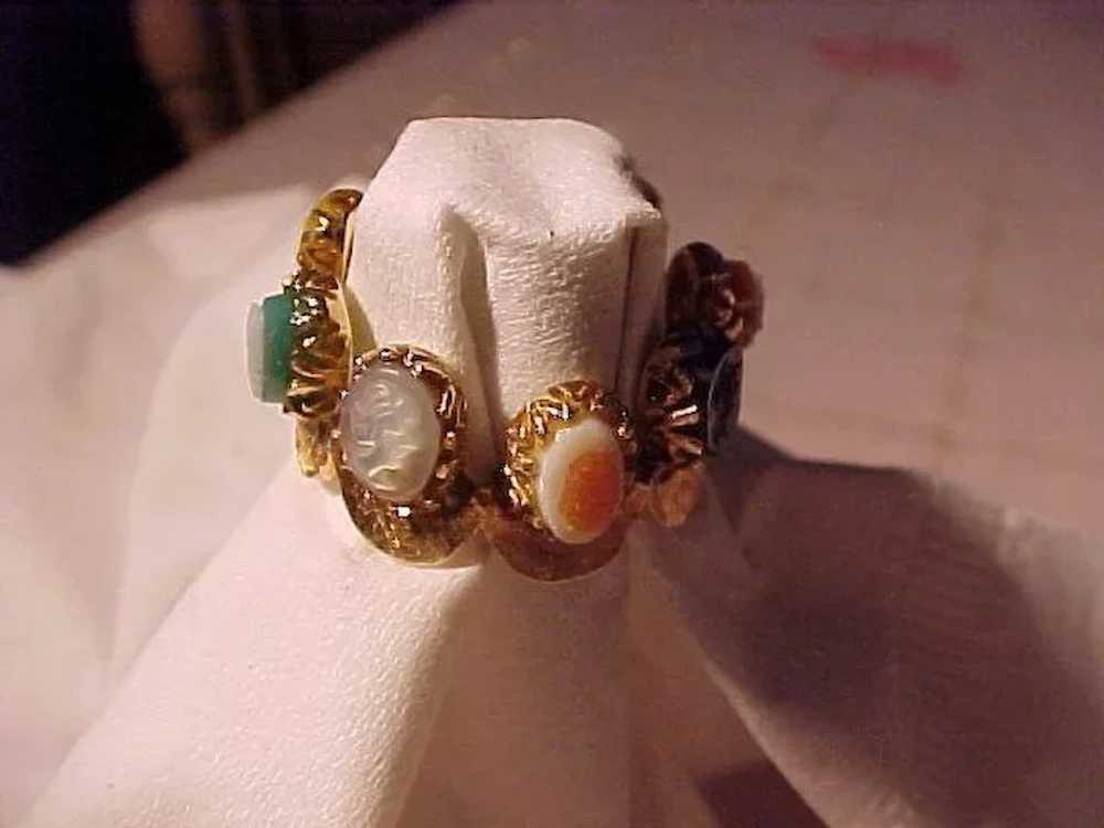 Lovely Old  Florentine Gold Ring With Cameos - image 6