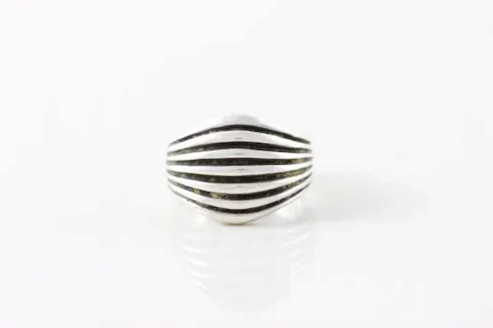 Sterling Silver Ribbed Band Ring Size 7 - image 3