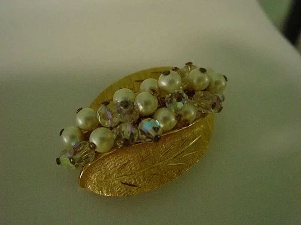 Beaded Faux Pearl and Crystal Leaf design Pin and… - image 7