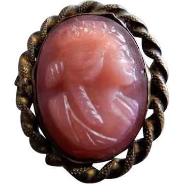 Victorian Molded Glass Cameo Brooch of Lady's Pro… - image 1