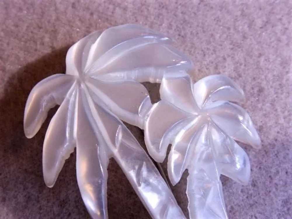 Vintage White MOP Lucite "Palm Tree" Brooch - image 2