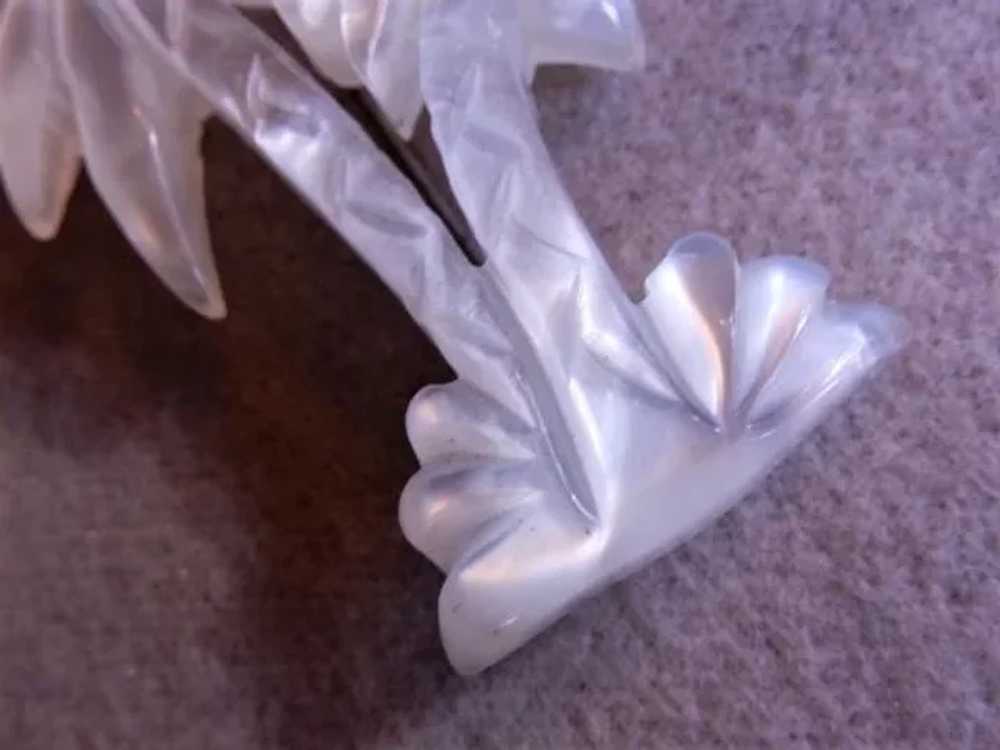 Vintage White MOP Lucite "Palm Tree" Brooch - image 3