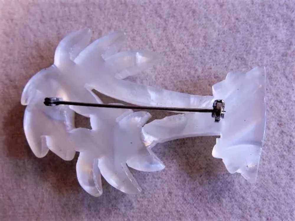 Vintage White MOP Lucite "Palm Tree" Brooch - image 4