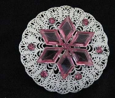 Vintage Pink & White Snowflake or Flower Filigree… - image 1