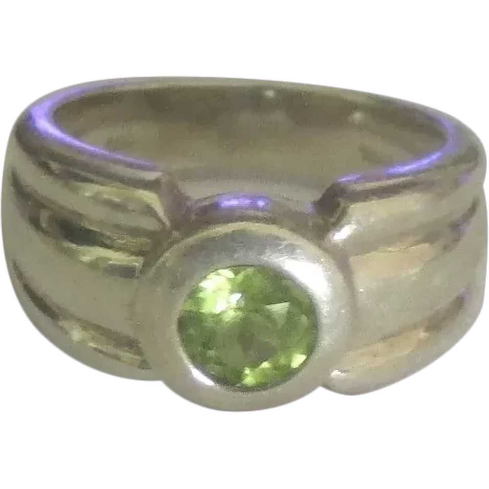 Attractive Vintage Sterling Peridot Ring- Size 6 - image 1