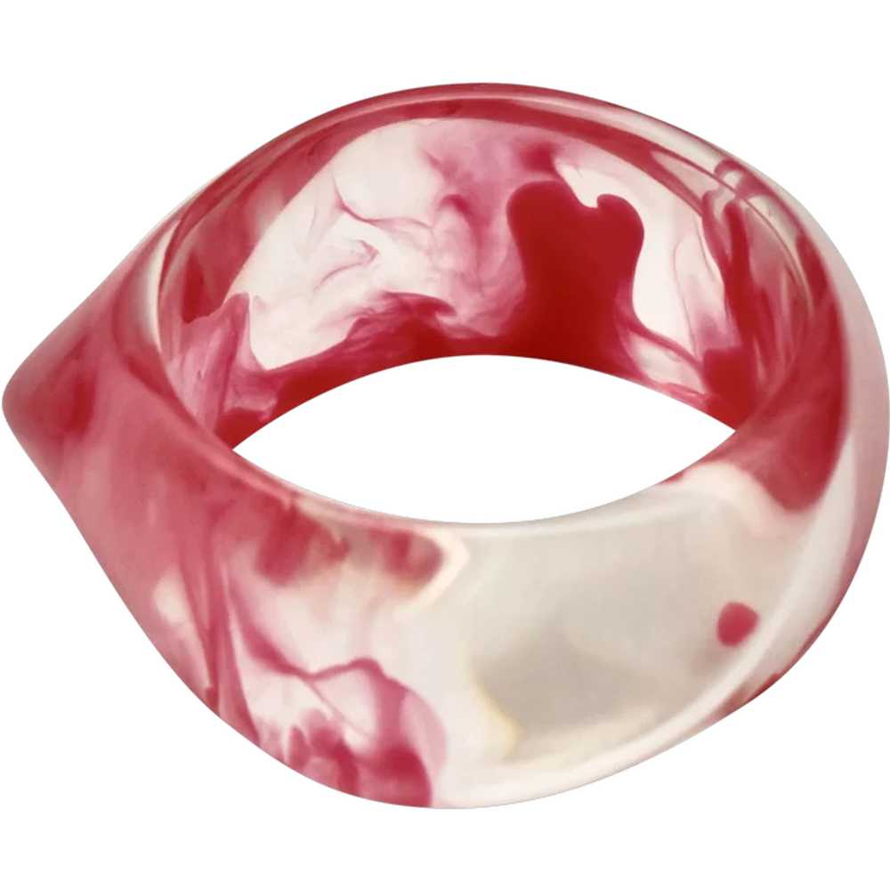 Chunky Swirled Hot Pink & Clear Twisted Triangula… - image 1