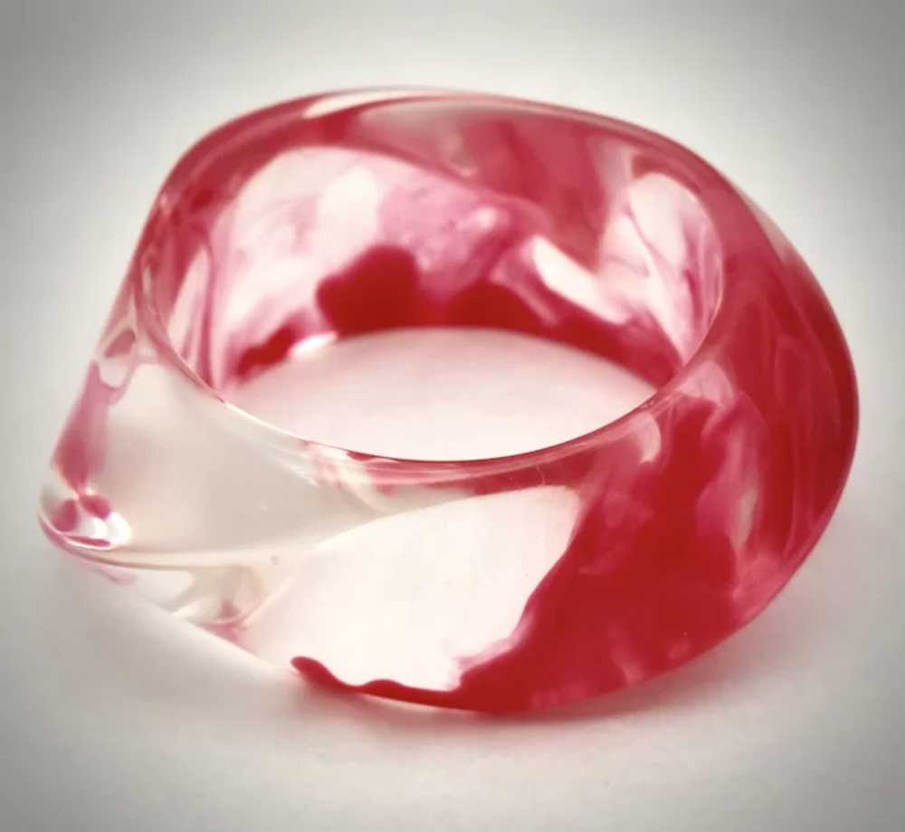 Chunky Swirled Hot Pink & Clear Twisted Triangula… - image 7