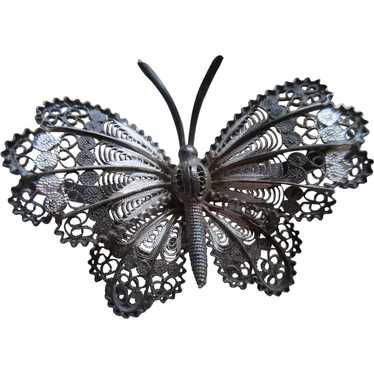 Older Vintage 800 Silver Butterfly Pin