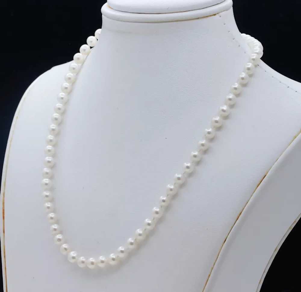 Vintage Single Strand Pearl 14K Yellow Gold Clasp… - image 2