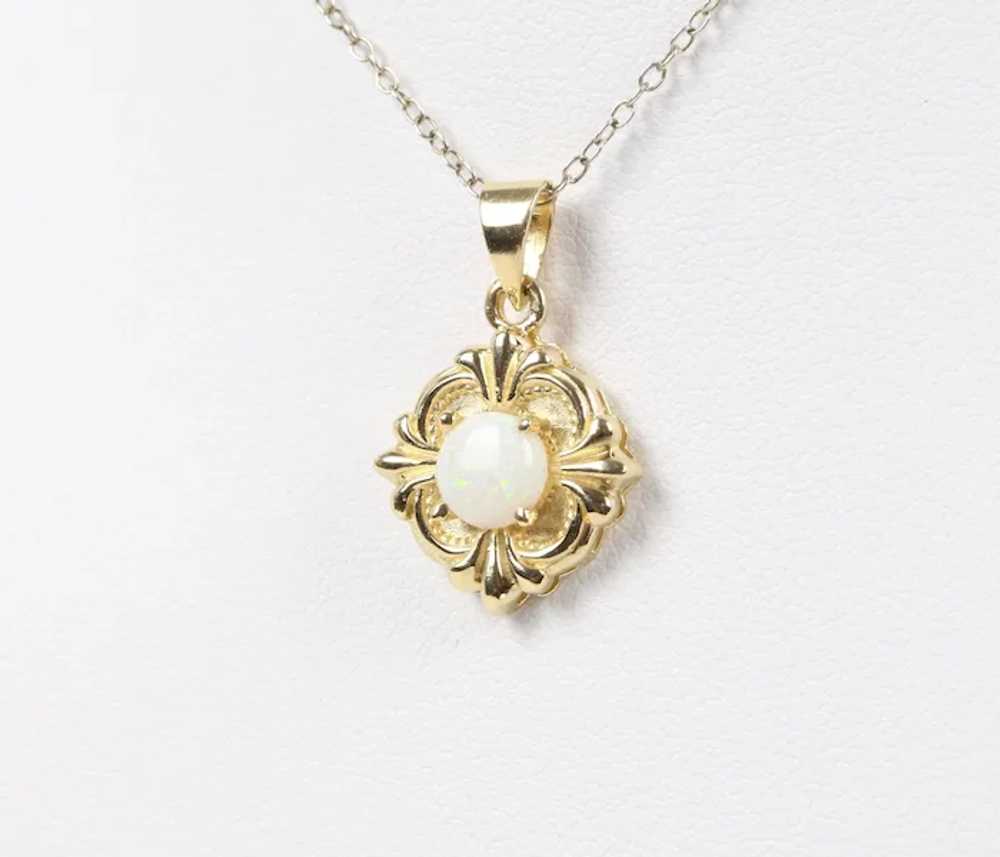 Vintage 14K Yellow Gold Opal Pendant - image 2