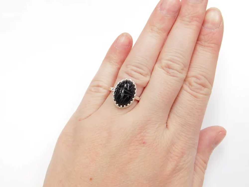 carved onyx ring - Gem