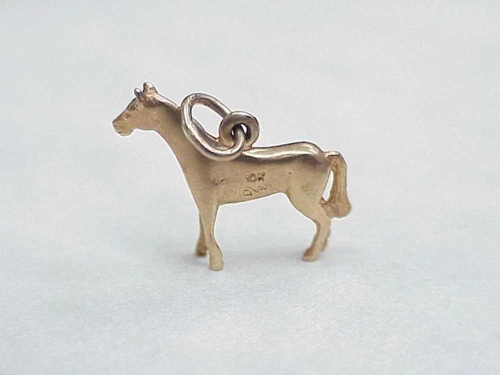 Vintage Solid 10K Gold Equestrian Charm, Three Di… - image 2