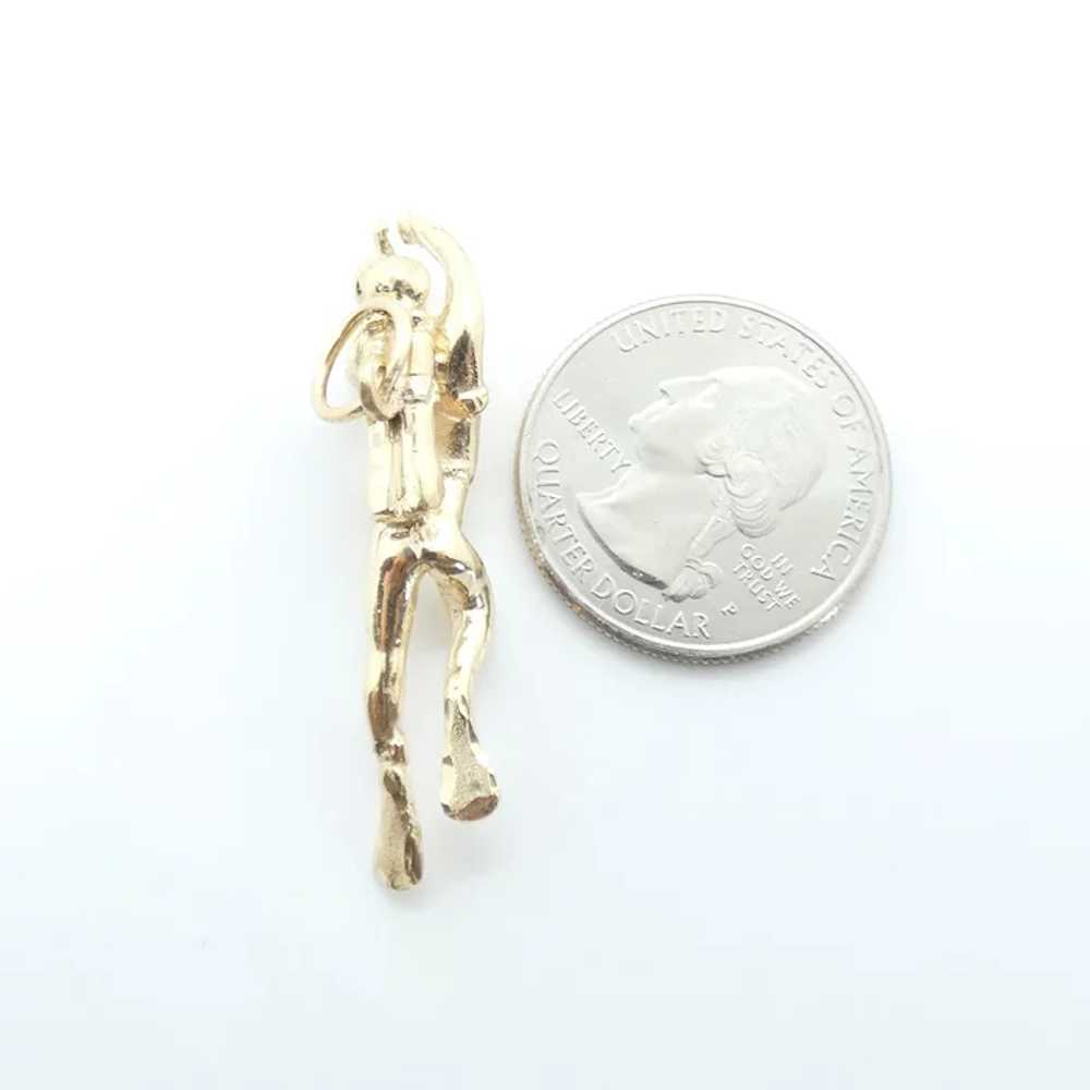 3 Dimensional Scuba Diver 14K Yellow Gold - image 3