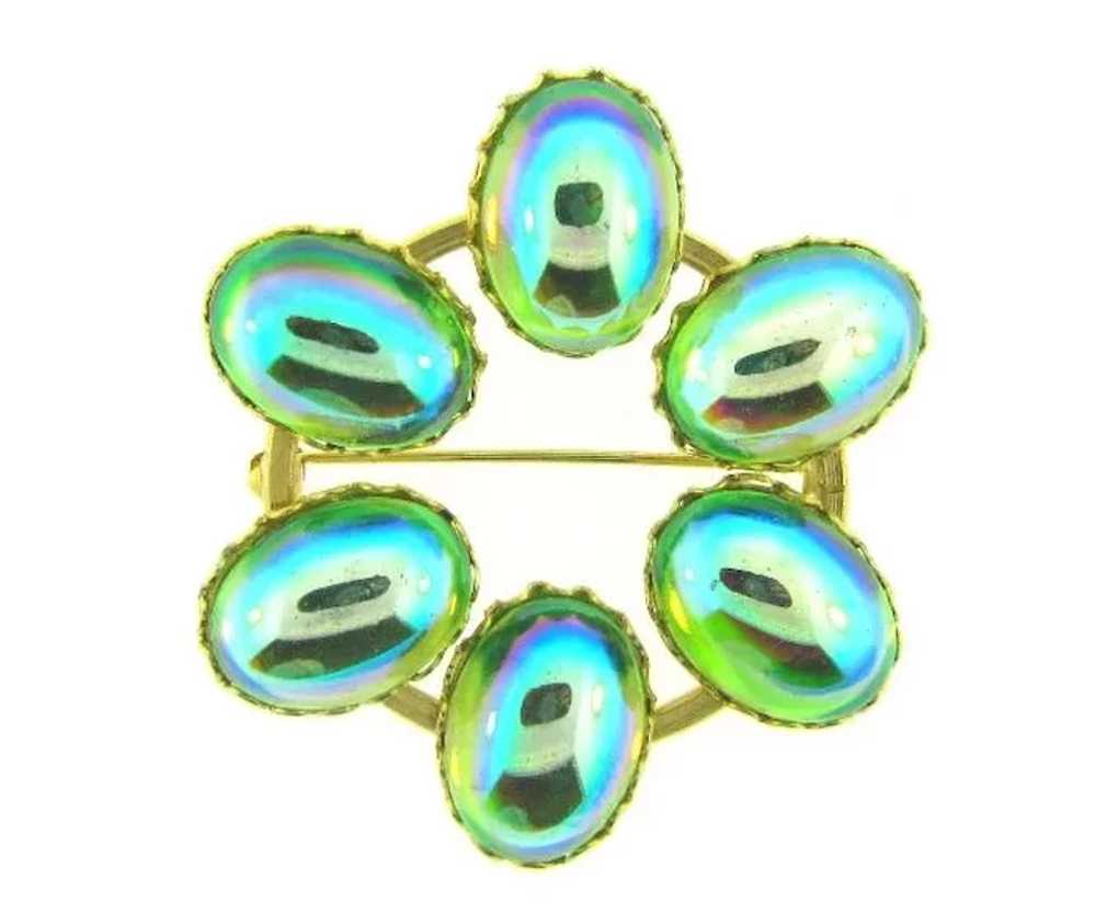 Vintage circular 1960's Brooch with green AB glas… - image 4
