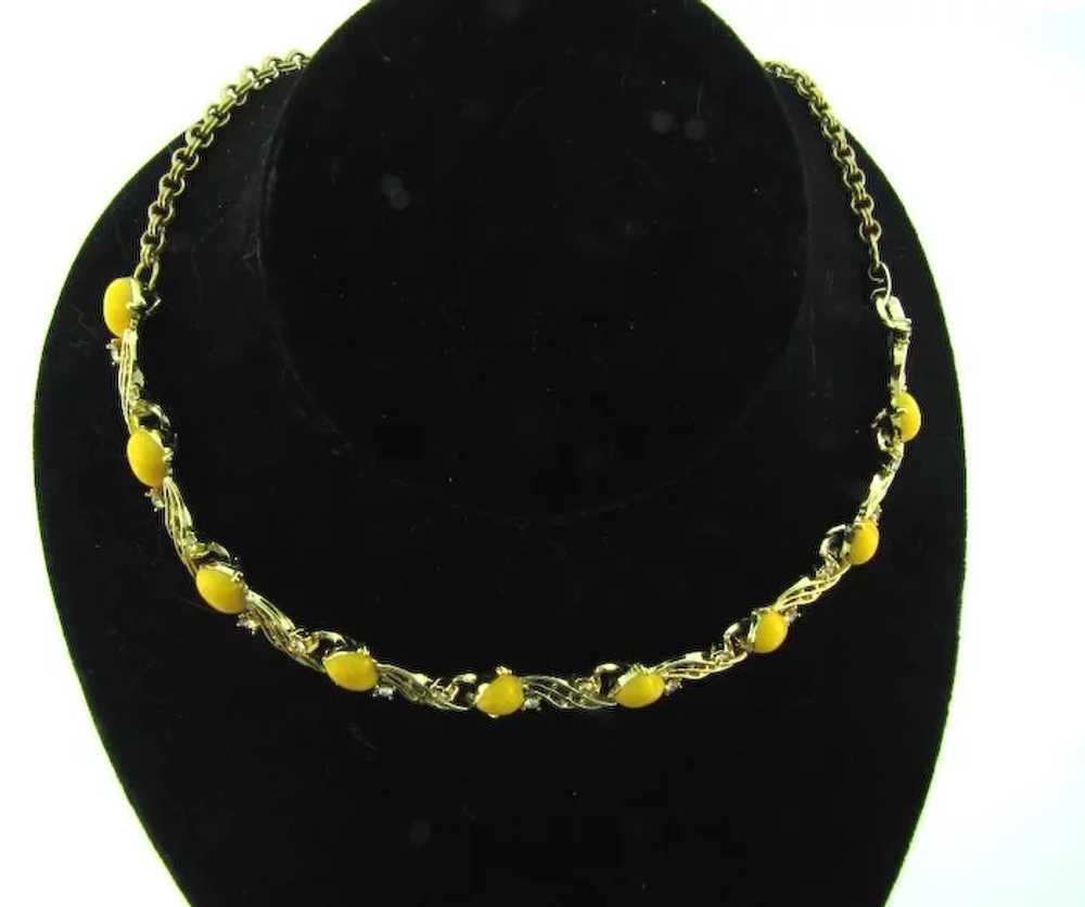 Vintage 1950's choker link Necklace with yellow t… - image 3