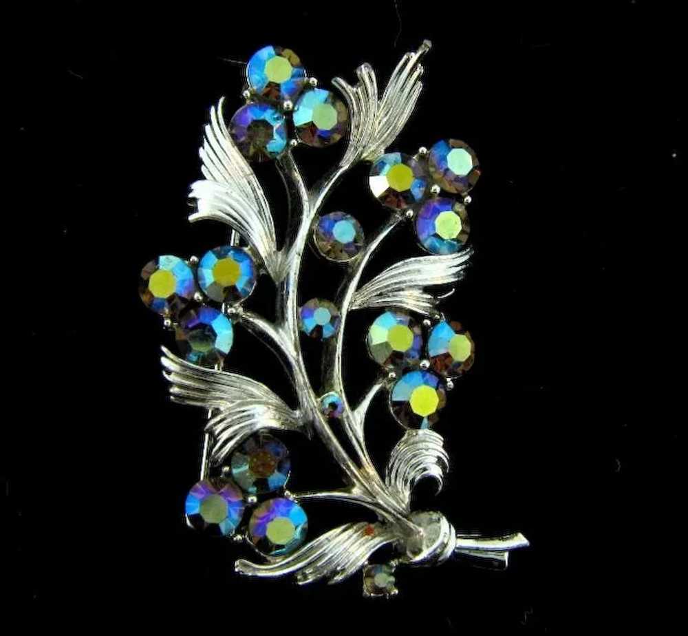 Signed Lisner silver tone floral Brooch with blue… - image 5