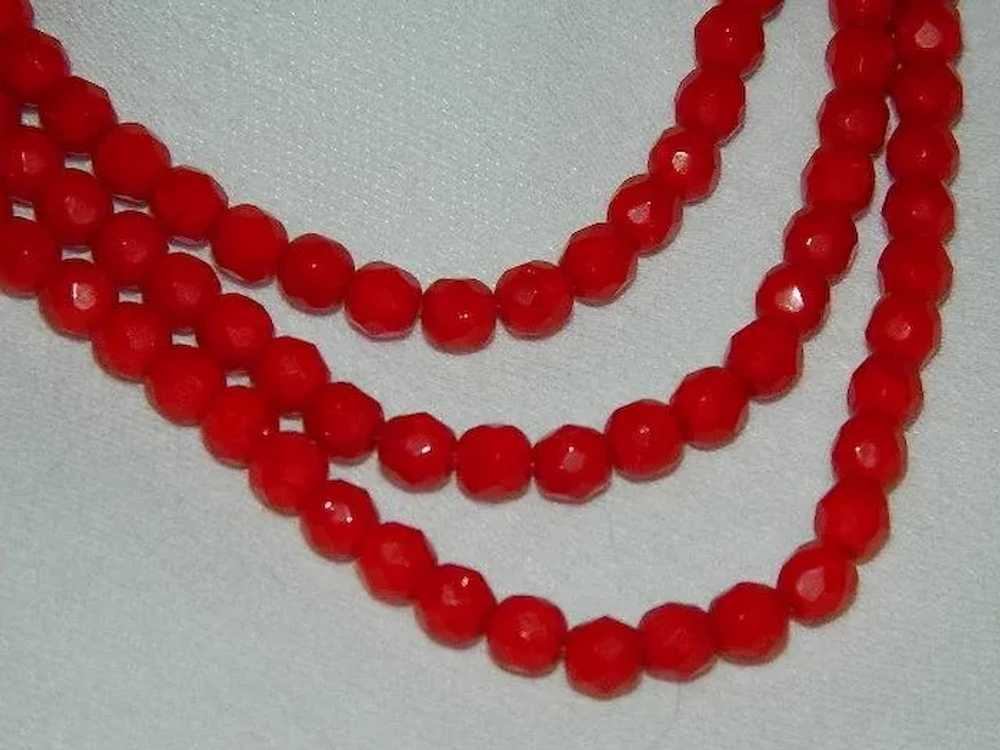 Romantic Cherry Red Glass Beaded Triple Strand Ne… - image 4